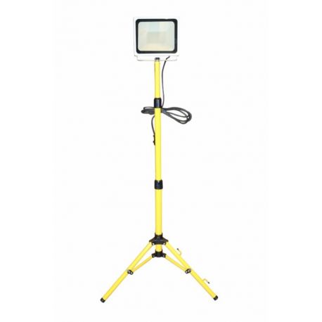 PROYECTOR ILUMIN 30W IP65 2500LM 6000K LED NIVEL MET NE TELE